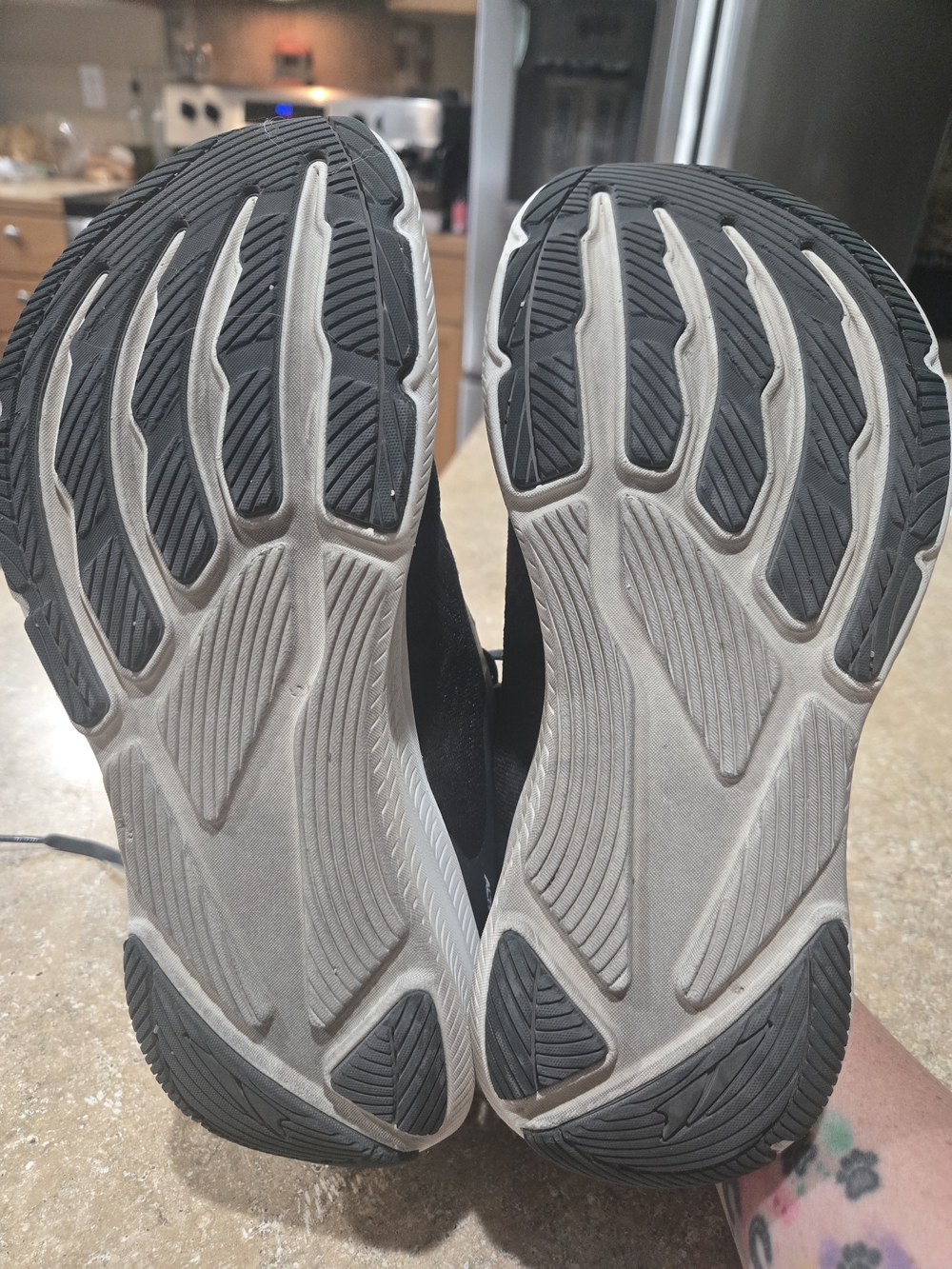 Altra Experience Flow 2 Road Runners - Picture 3 of 5